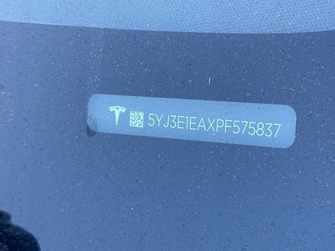 Used 2023 Tesla Model 3 Standard Range RWD image 3