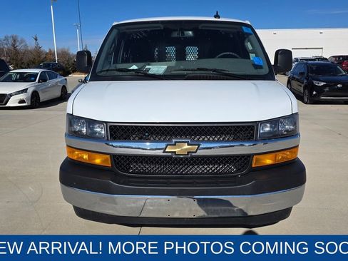 Used 2024 Chevrolet Express 2500 w/ Driver Convenience Package image 8
