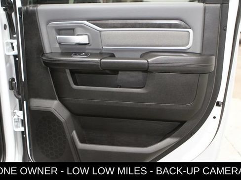 Used 2023 RAM 2500 Big Horn w/ Cold Weather Group AWD/4WD image 25