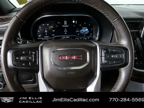 Used 2023 GMC Yukon SLT RWD image 9
