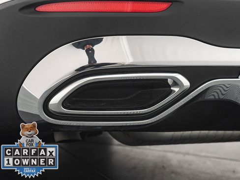 Used 2025 Mercedes-Benz GLC 300 4MATIC image 23