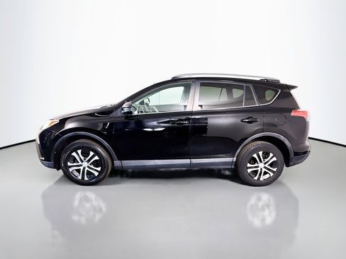 Used 2017 Toyota RAV4 LE image 6