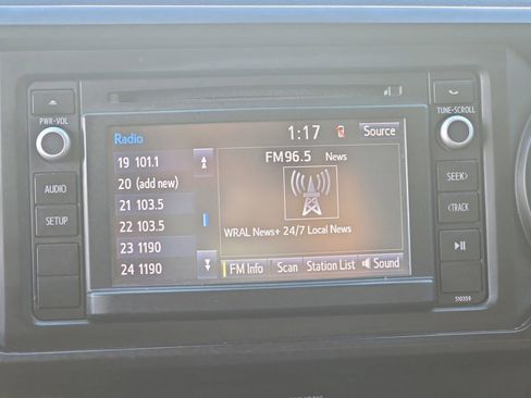 Used 2019 Toyota Tacoma SR w/ SR Convenience Package image 24