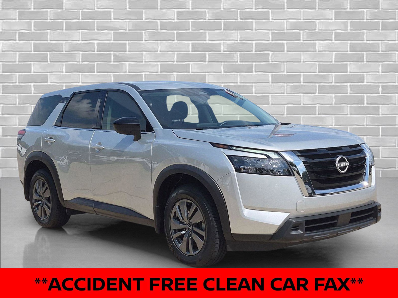 Certified 2024 Nissan Pathfinder S w/ Cargo Package AWD/4WD image 5