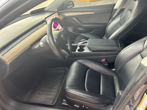 Used 2022 Tesla Model 3 RWD image 6