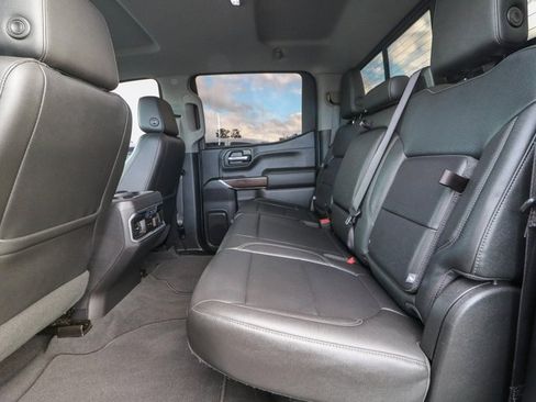 Used 2019 GMC Sierra 1500 SLT w/ SLT Premium Plus Package image 28