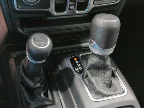 Certified 2022 Jeep Wrangler Unlimited Sport S image 30