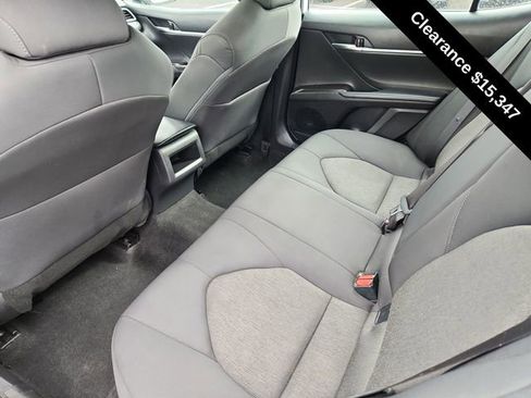 Used 2022 Toyota Camry LE image 21