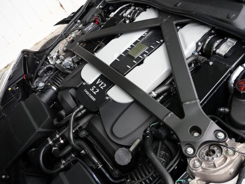 Used 2023 Aston Martin DBS Superleggera Volante RWD image 29