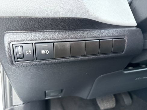 Used 2025 Toyota Corolla FX w/ Convenience Package FWD image 27