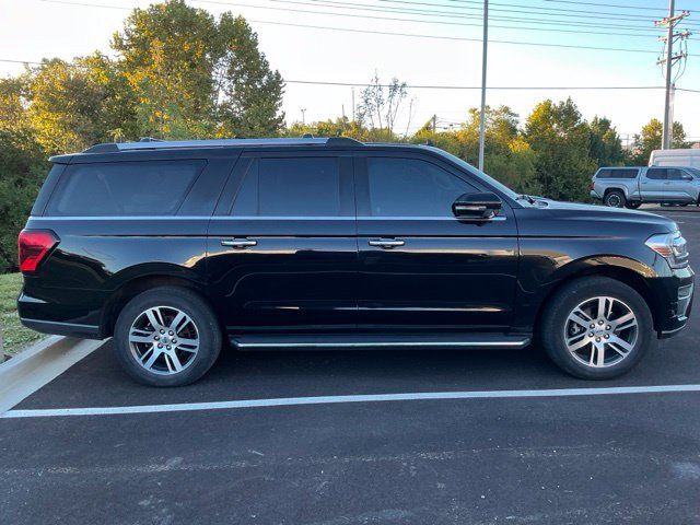 Used 2023 Ford Expedition Max Limited AWD/4WD image 7