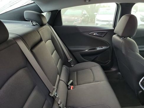 Used 2025 Chevrolet Malibu LT FWD image 31