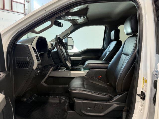 Used 2020 Ford F350 Lariat w/ Chrome Package AWD/4WD image 12