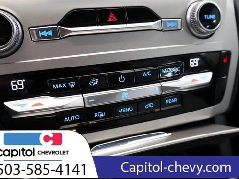 Used 2021 Ford Explorer XLT w/ Equipment Group 202A AWD/4WD image 25