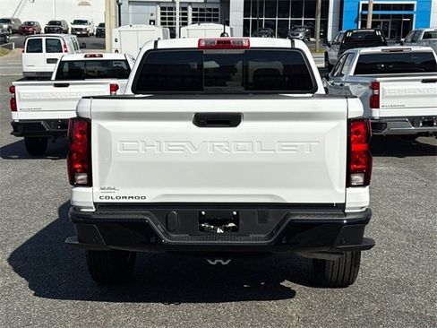 New 2026 Chevrolet Colorado W/T image 4