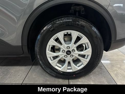 Used 2023 Ford Escape Active w/ Tech Pack #2 AWD/4WD image 7