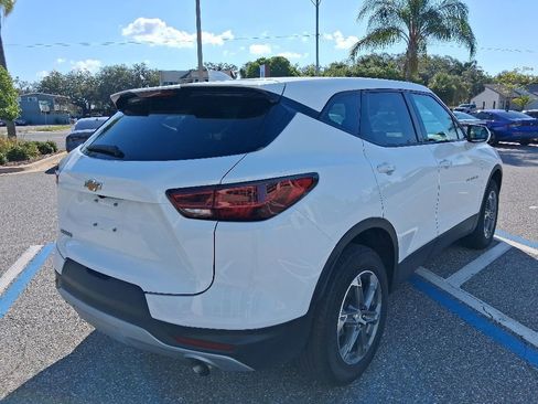 Used 2024 Chevrolet Blazer LT FWD image 5