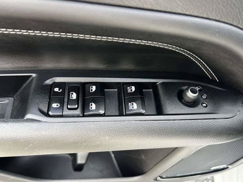 Used 2023 Jeep Compass High Altitude AWD/4WD image 16