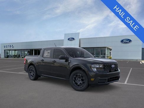 New 2026 Ford Maverick XLT w/ Equipment Group 301A AWD/4WD image 7