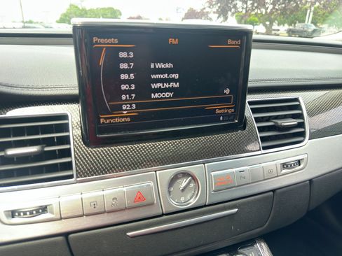 Used 2015 Audi S8 w/ S8 Driver Assistance Package AWD/4WD image 42