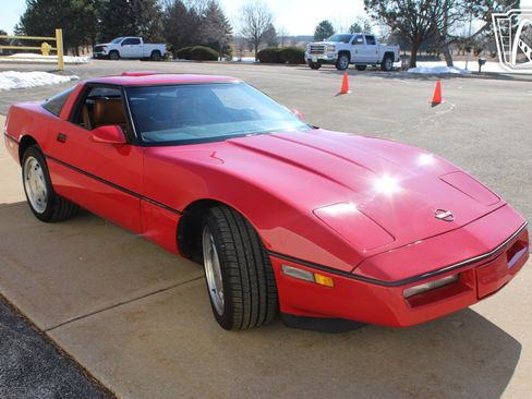 Used 1989 Chevrolet Corvette Coupe RWD image 19