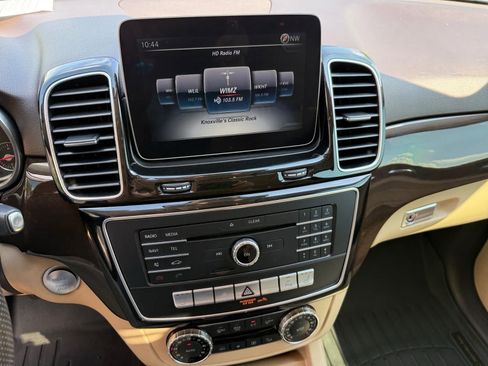 Certified 2018 Mercedes-Benz GLE 350 4MATIC image 19