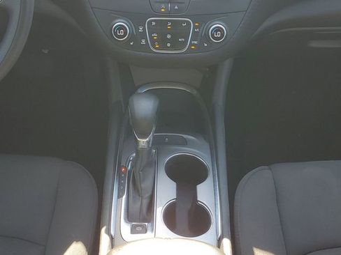 Used 2023 Chevrolet Malibu LT FWD image 26