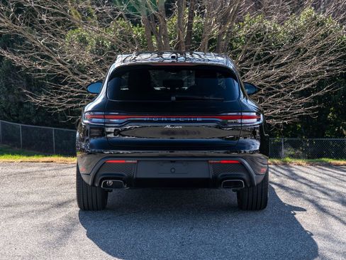 New 2026 Porsche Macan image 6