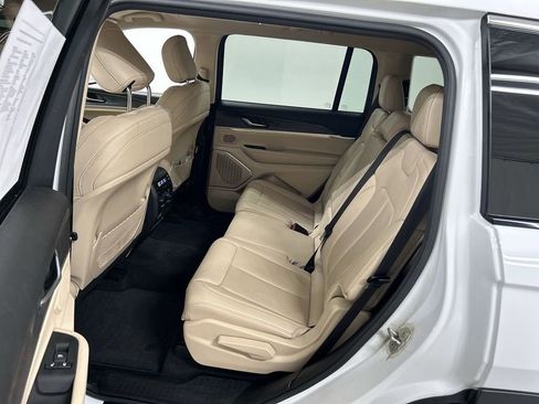 Used 2021 Jeep Grand Cherokee L Limited image 19