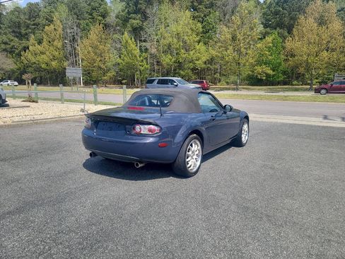 Used 2006 MAZDA MX-5 Miata Touring image 7