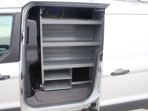 Used 2021 Ford Transit Connect XLT image 21