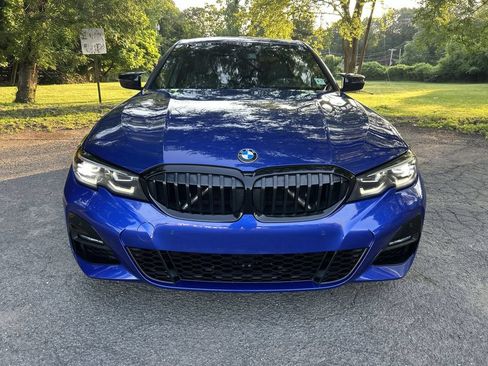 Used 2022 BMW 330i xDrive Sedan w/ M Sport Package AWD/4WD image 3