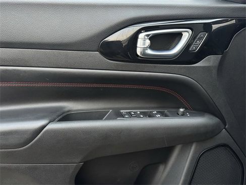 Used 2022 Jeep Compass Trailhawk w/ Trailhawk Elite Group image 25