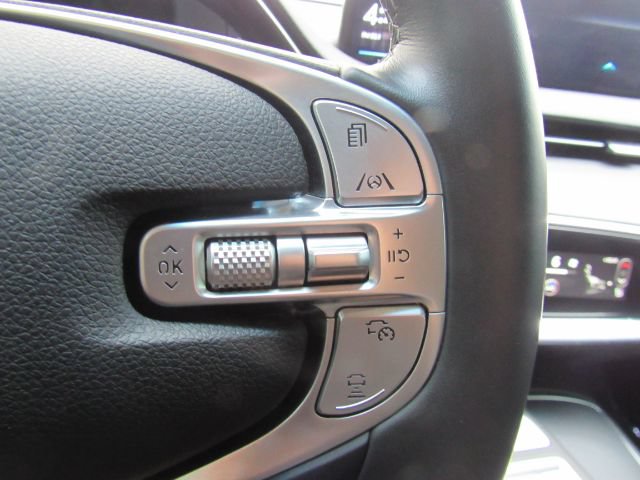 Used 2022 Genesis GV70 2.5T AWD/4WD image 41