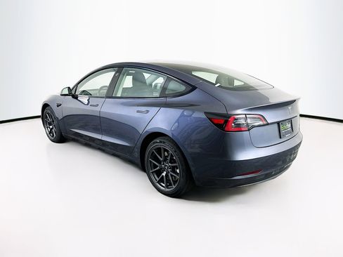 Used 2023 Tesla Model 3 Standard Range image 5
