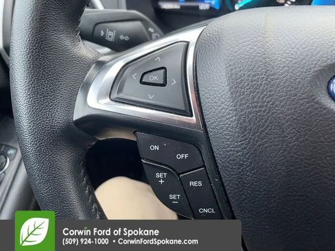 Used 2024 Ford Edge SEL image 24