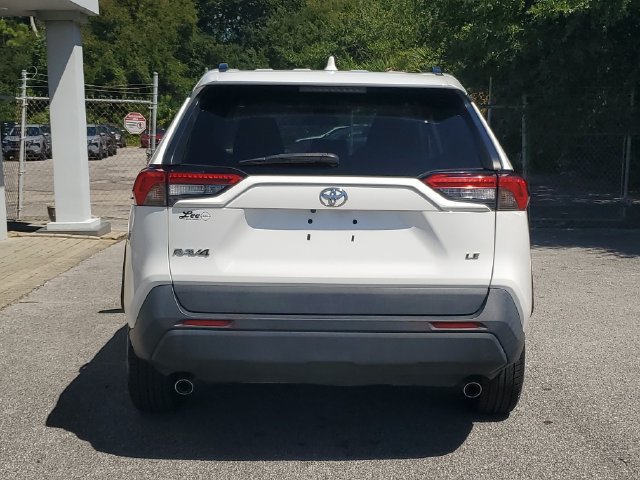 Used 2021 Toyota RAV4 LE FWD image 8