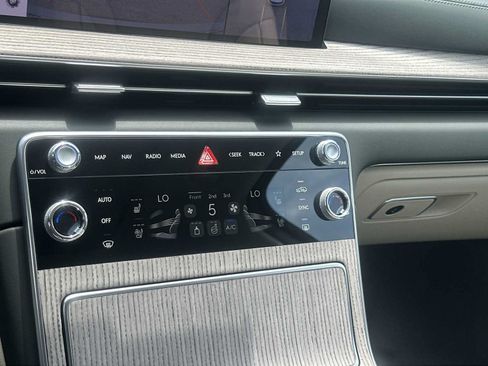 New 2026 Genesis GV80 2.5T Prestige AWD/4WD image 24