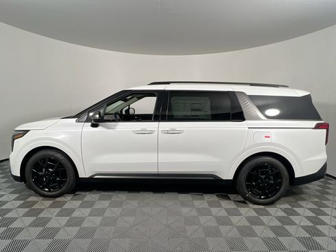 New 2027 Kia Carnival SX w/ Dark Edition Package FWD image 8