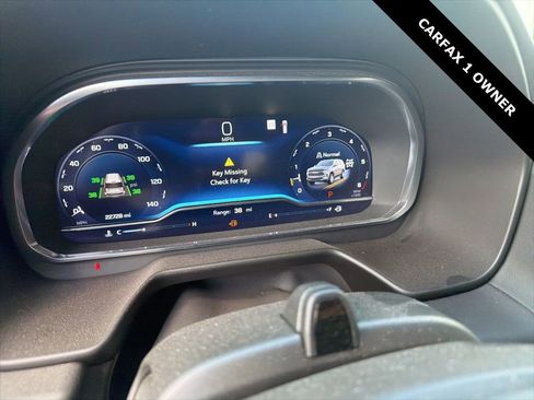 Used 2024 Chevrolet Tahoe Premier w/ Advanced Technology Package image 11