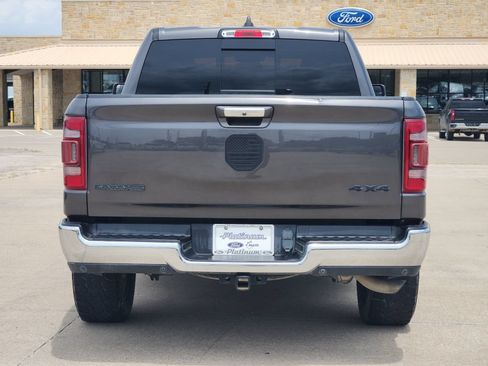 Used 2019 RAM 1500 Laramie AWD/4WD image 8