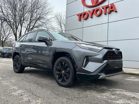 Certified 2022 Toyota RAV4 XSE w/ XSE Grade Weather Package image 7