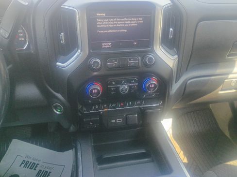 Used 2021 Chevrolet Silverado 1500 RST w/ Convenience Package II AWD/4WD image 15
