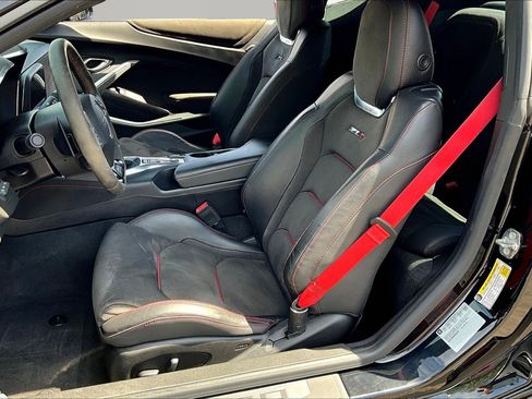 Used 2017 Chevrolet Camaro ZL1 image 17