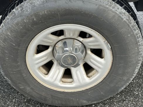 Used 2009 Ford Ranger XL image 10