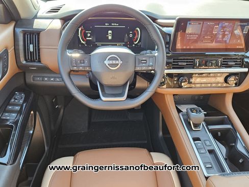 New 2026 Nissan Pathfinder Platinum w/ Cargo Package image 5