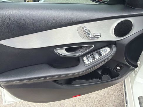 Used 2018 Mercedes-Benz C 300 Sedan image 13