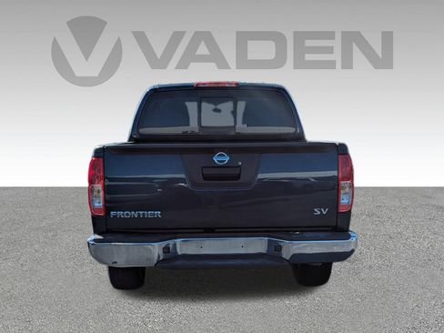 Used 2015 Nissan Frontier SV image 23