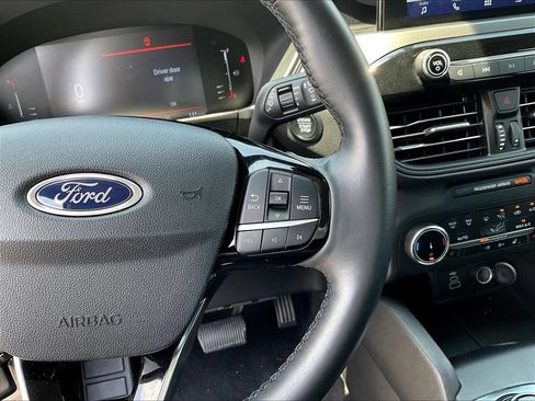 Used 2024 Ford Escape Active AWD/4WD image 12