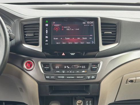 Used 2016 Honda Pilot EX image 25